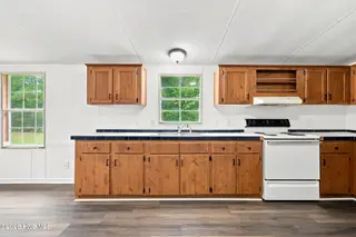286 Mill Creek Road, Newport, NC 28570 – photo 11: Kitchen