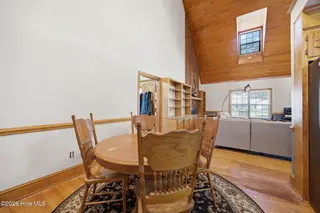 934 Falcon Circle, Greenville, NC 27834 — 3-bedroom home in Northwoods, Greenville, NC, photo 18 of 53: 36-web-or-mls-img_5598
