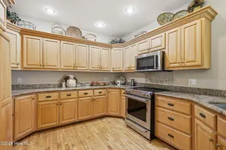 142 Oakleaf Drive, Pine Knoll Shores, NC 28512 – photo 16: Kitchen