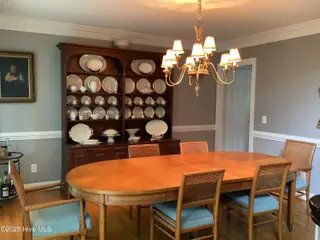 3300 Upton Court, Wilmington, NC 28409 — 5-bedroom home in Woodberry Forest, Wilmington, NC, photo 5 of 39: Diningroom 2