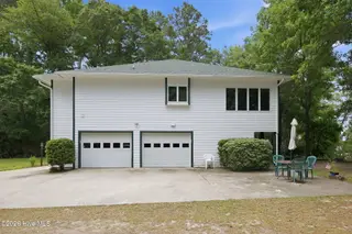 308 Silver Creek Landing Road, Swansboro, NC 28584 – photo 9: 308 Silver Creek Landing Rd