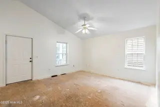 517 S 6th Street, Wilmington, NC 28401 – photo 7: mls-DSC07316
