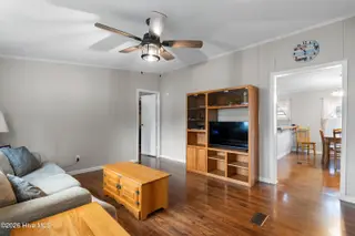 1109 Nautical Lane SW, Calabash, NC 28467 — 4-bedroom manufactured home in Village At Calabash, Calabash, NC, photo 4 of 34: Living room