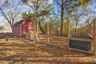 278 Bear Creek Road, Hubert, NC 28539 — 3-bedroom home, Hubert, NC, photo 7 of 28: 31-web-or-mls-278 Bear Creek Rd. 75