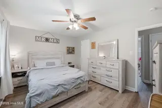 211 Nottingham Drive, Havelock, NC 28532 – photo 13: 15-web-or-mls-DSC_4271