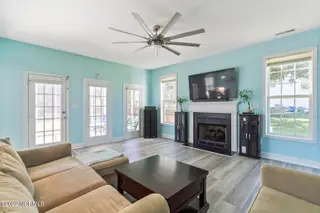 114 Camelot Drive, Holly Ridge, NC 28445 – photo 14: 16_DSC01526_mls