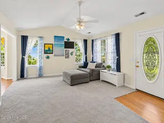 121 NE 6th Street, Oak Island, NC 28465 – photo 4: Living