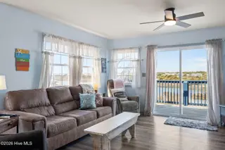 1413 New River Inlet Road, North Topsail Beach, NC 28460 – photo 10: 29-web-or-mls-_RAD1772