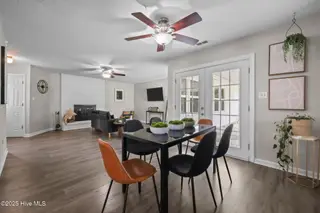 2062 Hunters Ridge Drive, Midway Park, NC 28544 – photo 7: 13-web-or-mls-2062 Hunters Ridge Drive 3
