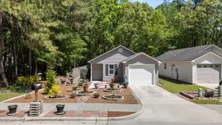 3414 Elizabeth Avenue, New Bern, NC 28562 – photo 1: 5-web-or-mls-DJI_20260417122700_0031_D