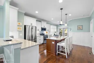 6463 Timber Hitch Drive SW, Ocean Isle Beach, NC 28469 – photo 6: Kitchen