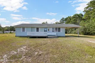 767 E Ocean Road, Holly Ridge, NC 28445 — 3-bedroom home, Holly Ridge, NC, photo 2 of 39: 767 E Ocean Rd, Holly Ridge, NC