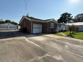 326 Kennedy Street, Winterville, NC 28590 – photo 4: 3 car garage