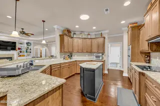 5906 White Heron Road, Wilmington, NC 28412 — 3-bedroom home in Village at Motts Landing, Wilmington, NC, photo 4 of 37