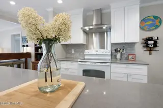 2908 Canal Cove Road, Lake Waccamaw, NC 28450 – photo 10: 2908 Canal Cove - Kitchen (3)