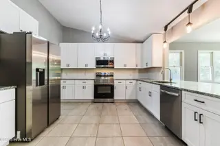 28 Country Club Drive, Shallotte, NC 28470 – photo 13: Kitchen