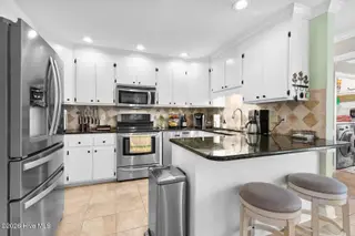 811 South Creek Drive, Nashville, NC 27856 – photo 5: 014-811SouthCreekDrive-Nashville-NC-2785