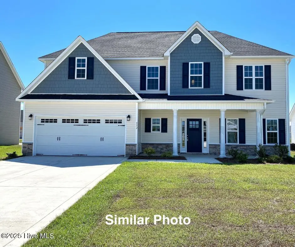 426 Montgomery Drive, Jacksonville, NC 28546 – photo 1 of 34: Lockhart Similar 14
