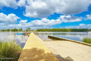 313 Antebellum Drive, Havelock, NC 28532 – photo 20: Boat ramp