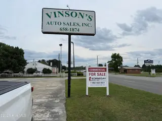 906 N Breazeale Avenue, Mount Olive, NC 28365 – photo 18: IMG_7218