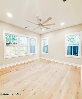 907 Wooster Street, Wilmington, NC 28401 – photo 15: d7ecb4190461e97183dfb580e22f1f85-cc_ft_7