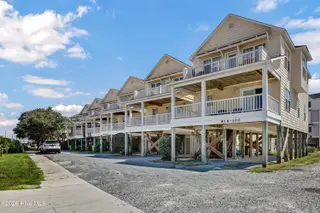 818 N New River Drive 102, Surf City, NC 28445 – photo 3