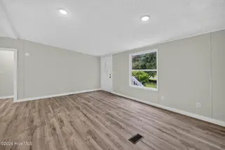 145 Bellhammon Forest Drive, Rocky Point, NC 28457 – photo 5