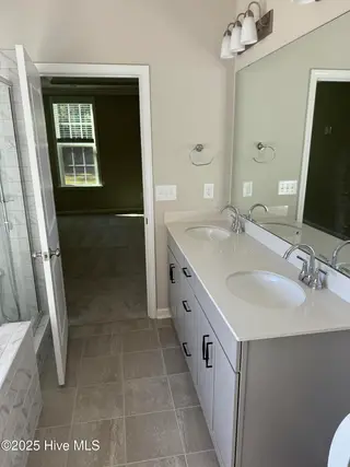 205 Foundry Drive, Wilmington, NC 28411 – photo 12: IMG_3541