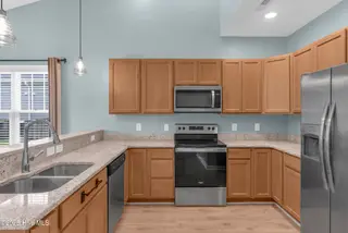 182 Lincoln Place Circle, Leland, NC 28451 – photo 18: 11_182 lincoln pl cir-000011