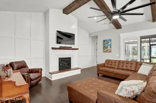 135 Spicer Lake Drive, Holly Ridge, NC 28445 – photo 17: Livingroom