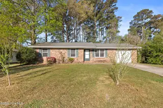 429 Kenwood Drive, Jacksonville, NC 28540 – photo 1: House