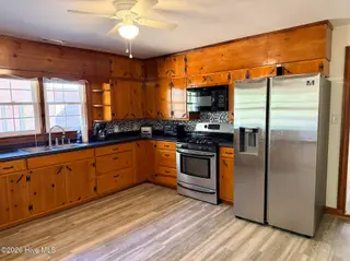 19 Wilkins Road, Belhaven, NC 27810 – photo 16: 17 View of Kitchen