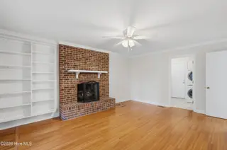 216 Lands End Road, Morehead City, NC 28557 — 3-bedroom home in Spooners Creek, Morehead City, NC, photo 12 of 65: 216 Lands End _ Interior-Exterior (16 of