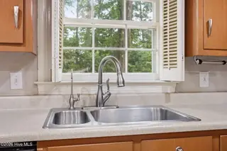 103 Greenwood Drive, Greenville, NC 27834 – photo 19: 29-web-or-mls-IMG_0030