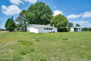 1352 Cornwallis Road, Rose Hill, NC 28458 — 3-bedroom home, Rose Hill, NC, photo 8 of 45
