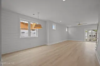 211 Spartanburg Avenue 2, Carolina Beach, NC 28428 – photo 16: 34-web-or-mls-DSC04229