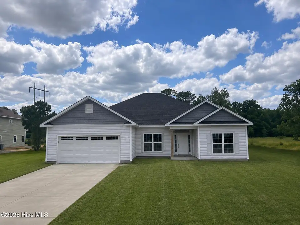 276 Eastwood Drive, Wallace, NC 28466 – photo 1 of 32: AI Image