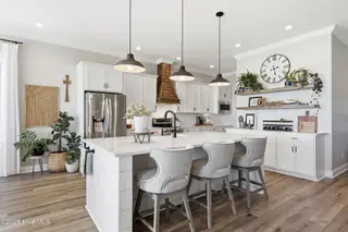 135 Gallants Point Road, Beaufort, NC 28516 – photo 14: Kitchen Island
