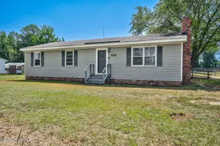 3007 Lewy Lane, Rocky Mount, NC 27801 – photo 2: 002-3007LewyLane-RockyMount-NC-27801-SMA