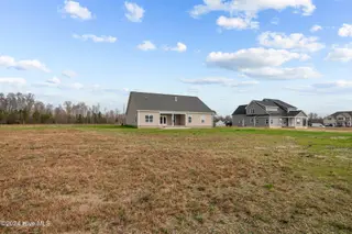 2750 Frances Court, Grimesland, NC 27837 – photo 7: 7-web-or-mls-COX_9460