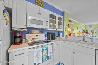 2196 New River Inlet Road 361, North Topsail Beach, NC 28460 – photo 13: 11-web-or-mls-_RAD6107