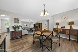 113 Rolling Meadow Drive, Richlands, NC 28574 — 3-bedroom home in Rolling Meadows, Richlands, NC, photo 12 of 46: 21_dining area