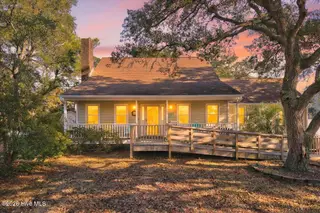 204 NE 36th Street, Oak Island, NC 28465 – photo 2: 01-kahunaphoto