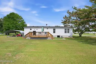 101 S Cherie Court, New Bern, NC 28562 – photo 9: 7-web-or-mls-DSC_3164_edit