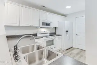 1620 Goley Hewett Road SE Unit 407, Bolivia, NC 28422 — 2-bedroom condo in Winding River Plantation, Bolivia, NC, photo 19 of 73: 1620 Goley Hewett 407-9