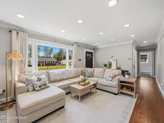 209 Puller Drive, Jacksonville, NC 28540 – photo 6: Living Room