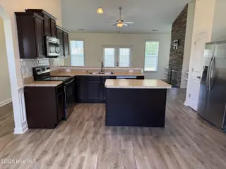 517 New Hanover Trail, Jacksonville, NC 28546 – photo 12: IMG_1658