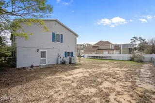 321 NE 59th Street, Oak Island, NC 28465 – photo 4: 62-web-or-mls-DSC05938
