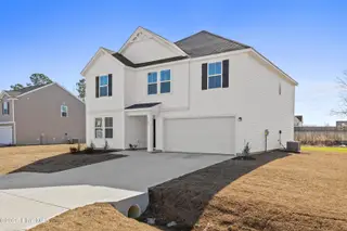 611 S Squires Run Lane, Richlands, NC 28574 – photo 2: Prelude Elevation B