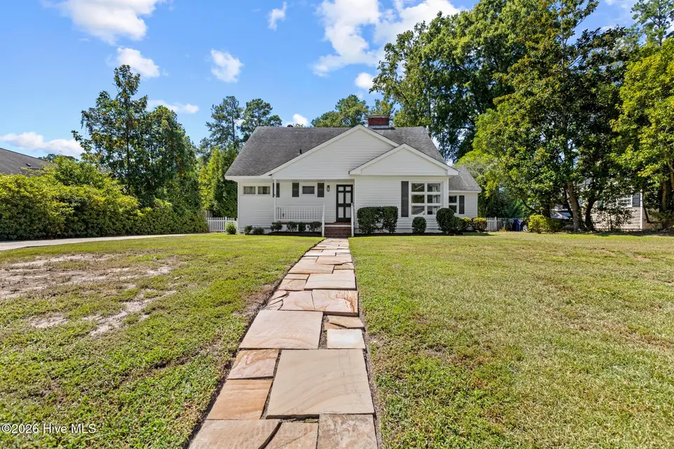 1210 Stockton Road, Kinston, NC 28504 – photo 1 of 38: 425A9722